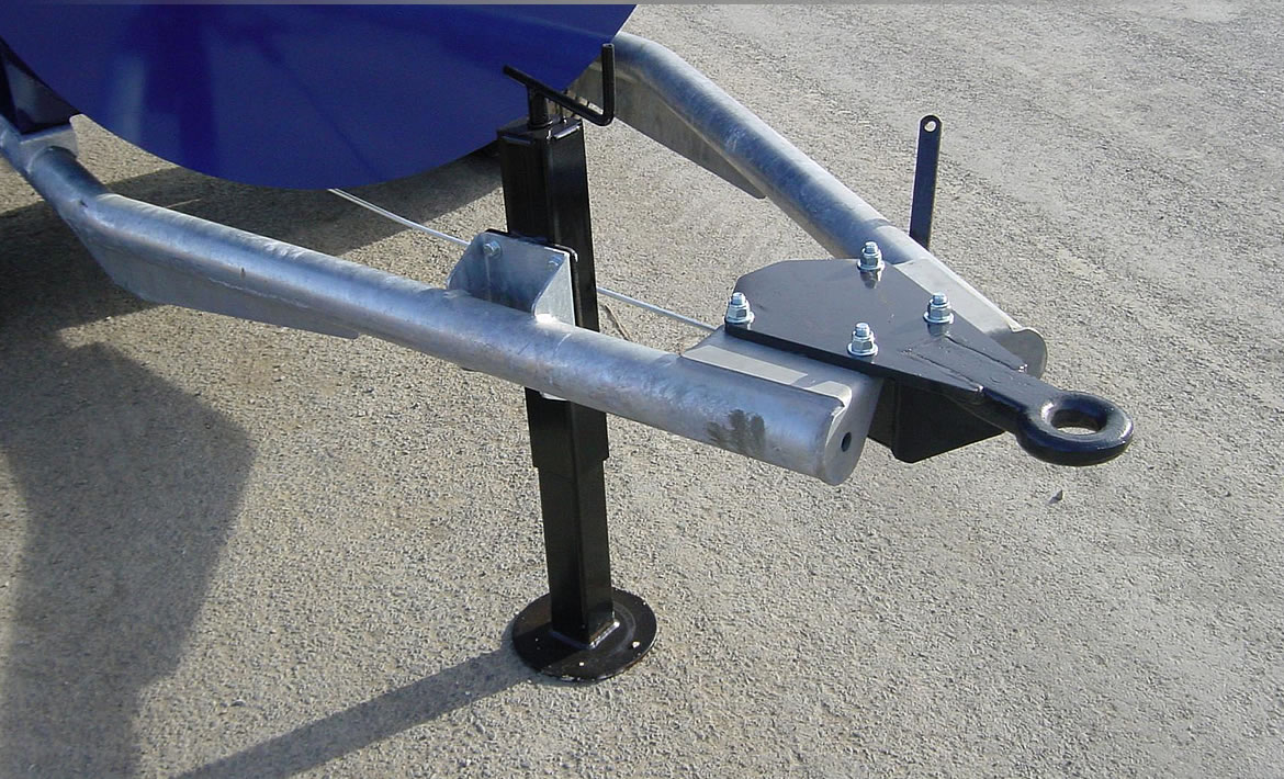 2,000 Litre Site Tow Bowser heavy duty towing hitch